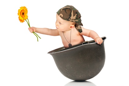 Soldatenwitze - Baby als Friedenssoldat